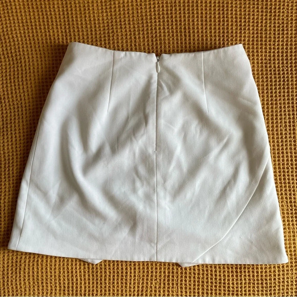 ASOS white mini skirt wrap style 4 - Picture 4 of 11